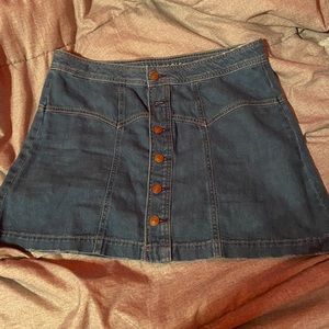 denim skirt